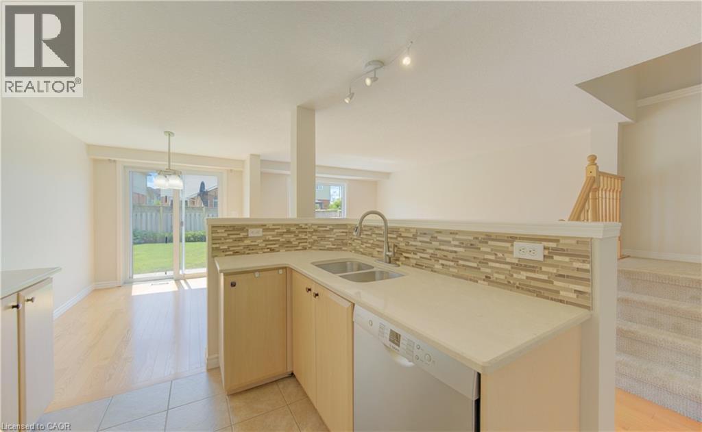 15 Cotton Grass Street, Kitchener, Ontario N2E 3T7 - Photo 14 - 40839048