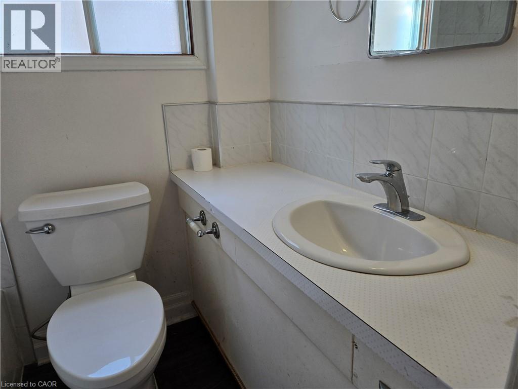 224 Burgar Street, Welland, Ontario  L3B 2T4 - Photo 17 - 40850452