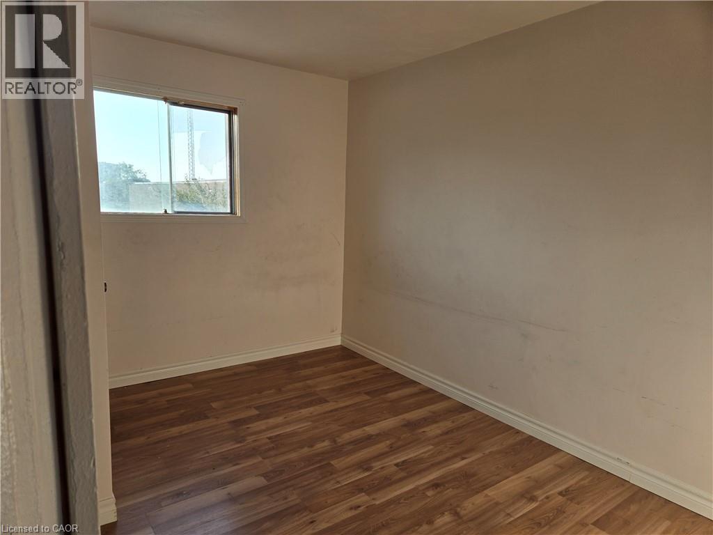 224 Burgar Street, Welland, Ontario  L3B 2T4 - Photo 14 - 40850452