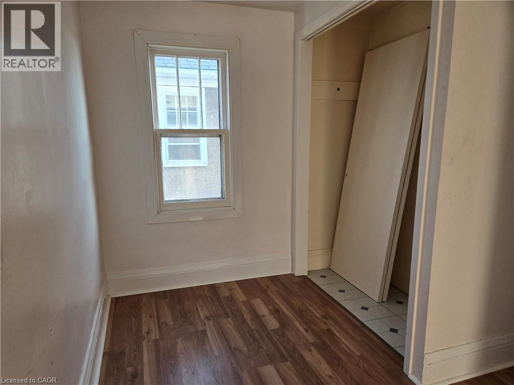 224 Burgar Street, Welland, Ontario  L3B 2T4 - Photo 13 - 40850452