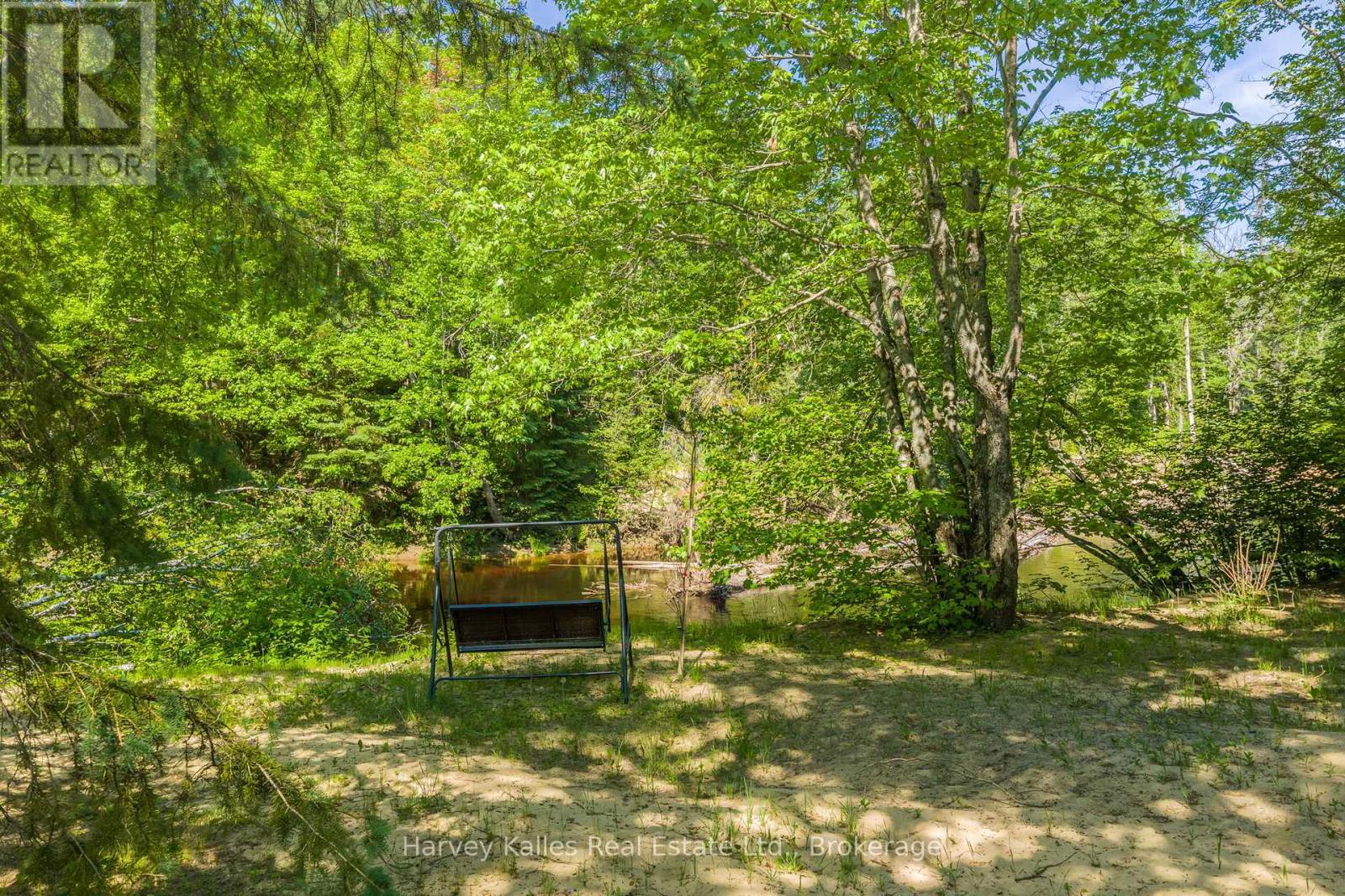 66 Robert Road E, Huntsville, Ontario  P1H 2J4 - Photo 30 - X13452296