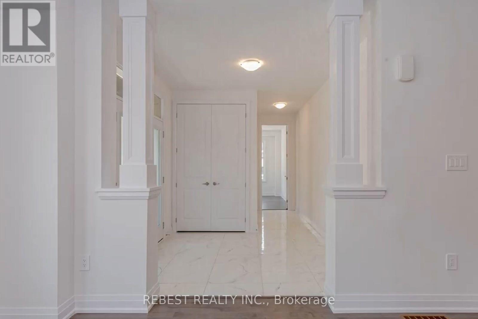 46 Franklin Trail, Barrie, Ontario  L9J 0B1 - Photo 9 - S13693302