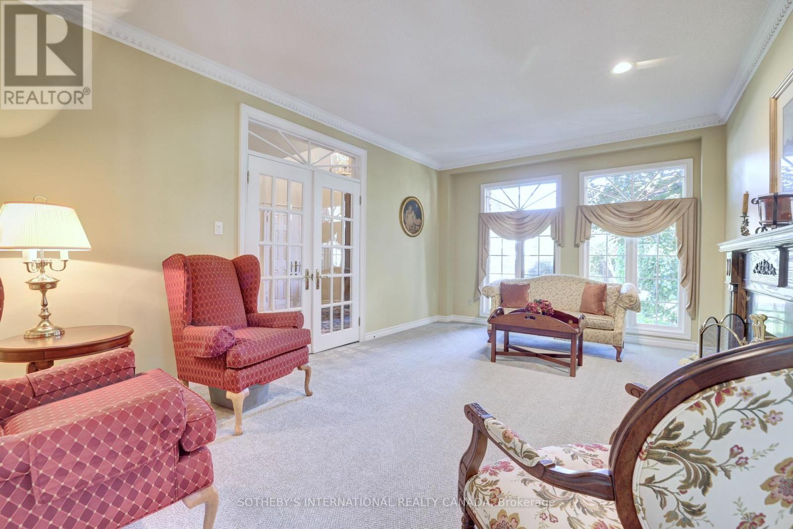 1379 Meadow Green Court, Mississauga, Ontario  L5H 4J3 - Photo 14 - W13132846