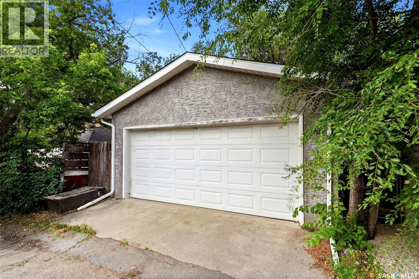 2273 Cameron Street, Regina, Saskatchewan  S4T 2V9 - Photo 31 - SK044284