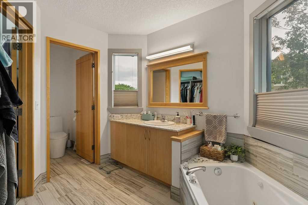 202 26 Avenue Nw, Calgary, Alberta  T2M 2C9 - Photo 25 - A2334557