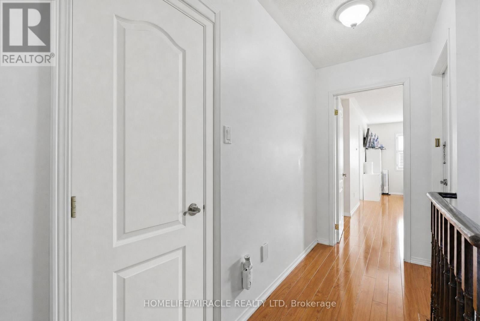 243 Venice Gate Drive, Vaughan, Ontario  L4H 0G1 - Photo 19 - N13703156