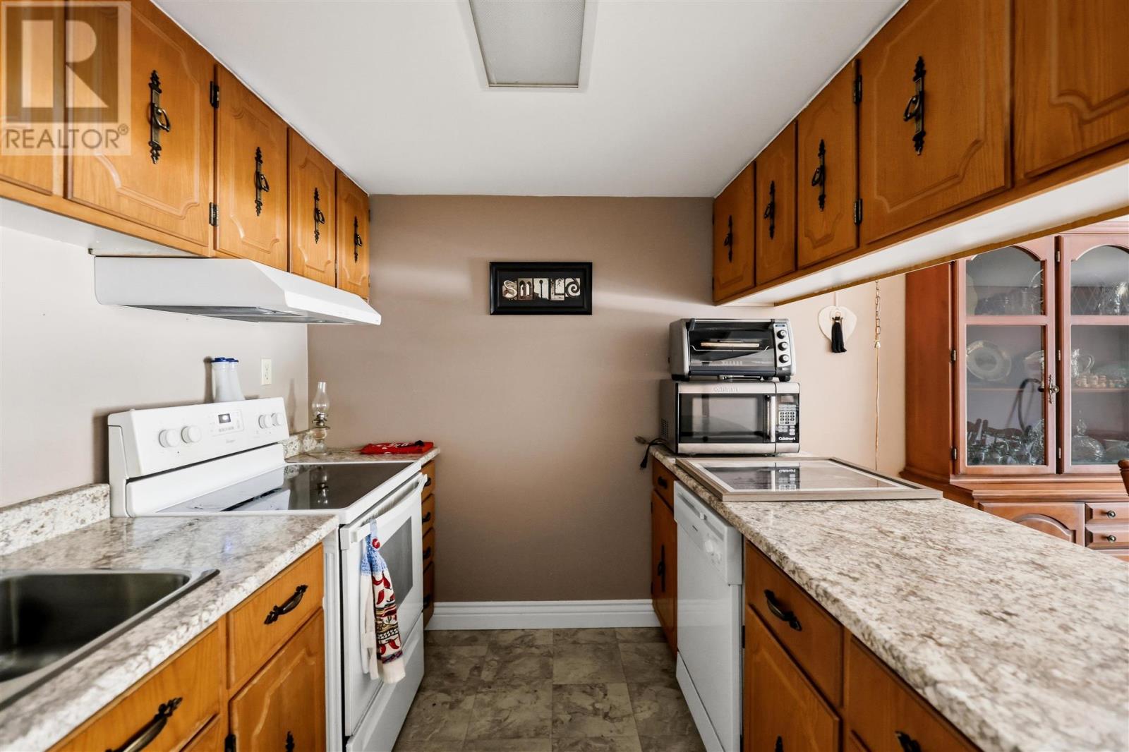 313 Macdonald Ave # 211, Sault Ste. Marie, Ontario  P6B 5Y9 - Photo 6 - SM261946