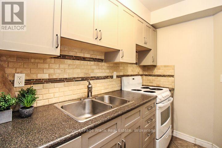 216 - 921 Armour Road, Peterborough, Ontario  K9H 7K5 - Photo 3 - X13705418