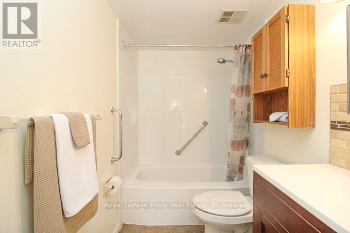 216 - 921 Armour Road, Peterborough, Ontario  K9H 7K5 - Photo 9 - X13705418