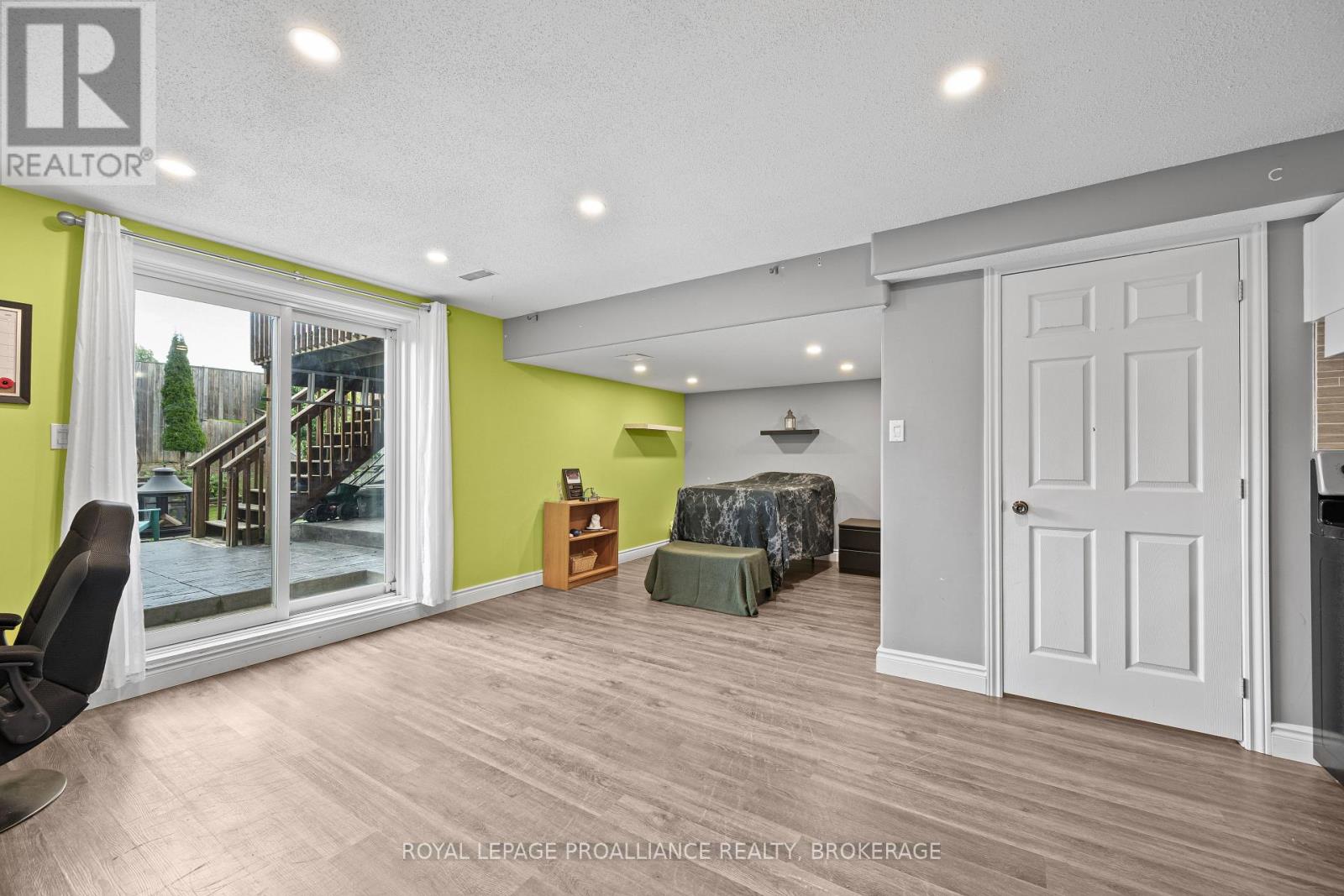 974 Swanfield Street, Kingston, Ontario  K7M 0A6 - Photo 29 - X13705718