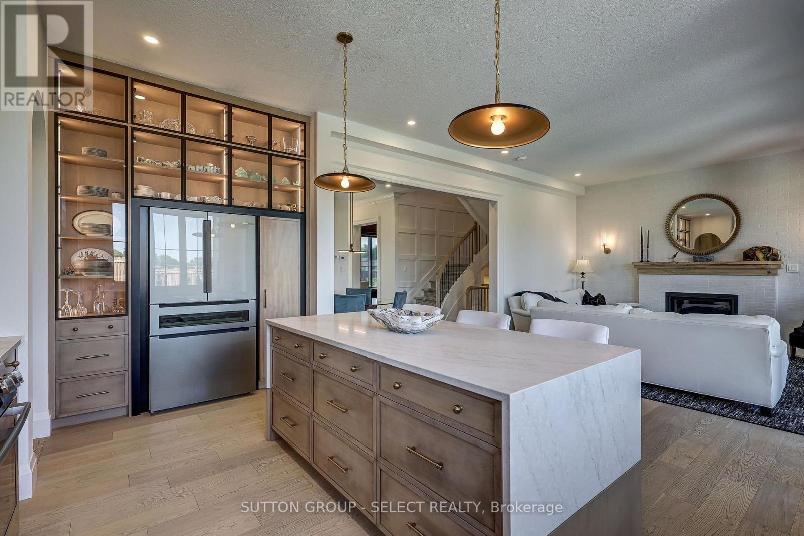 239 Foxborough Place, Thames Centre, Ontario  N0M 2P0 - Photo 16 - X13705790