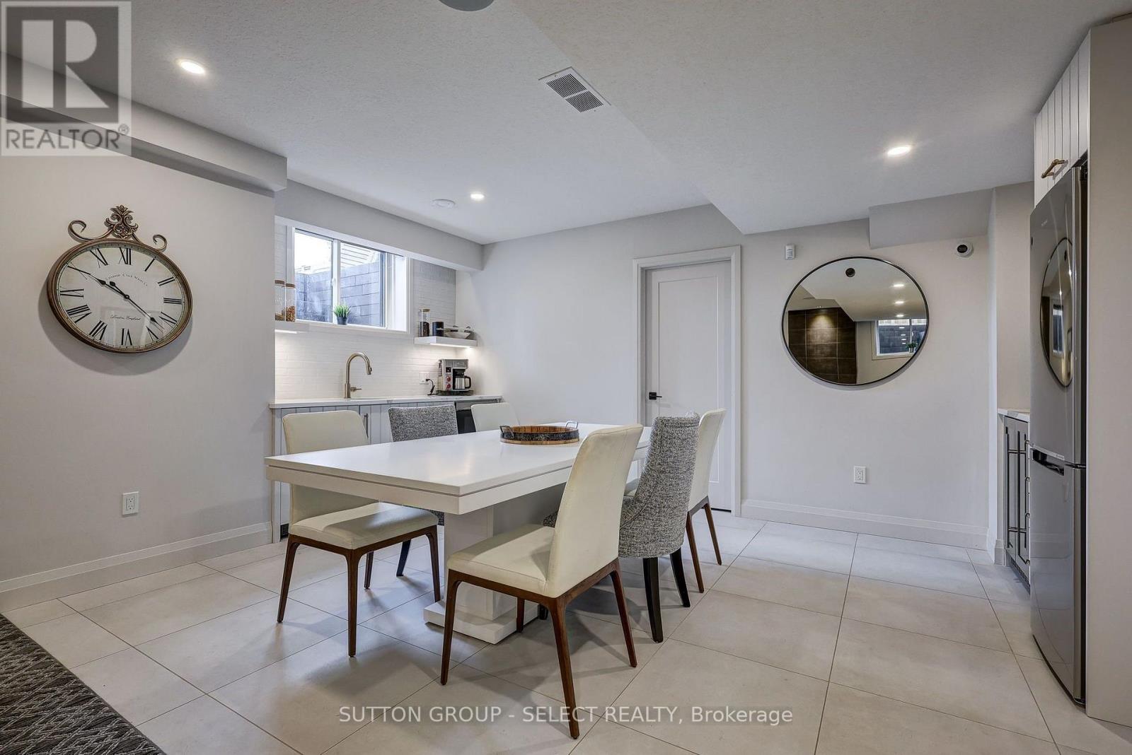 239 Foxborough Place, Thames Centre, Ontario  N0M 2P0 - Photo 35 - X13705790