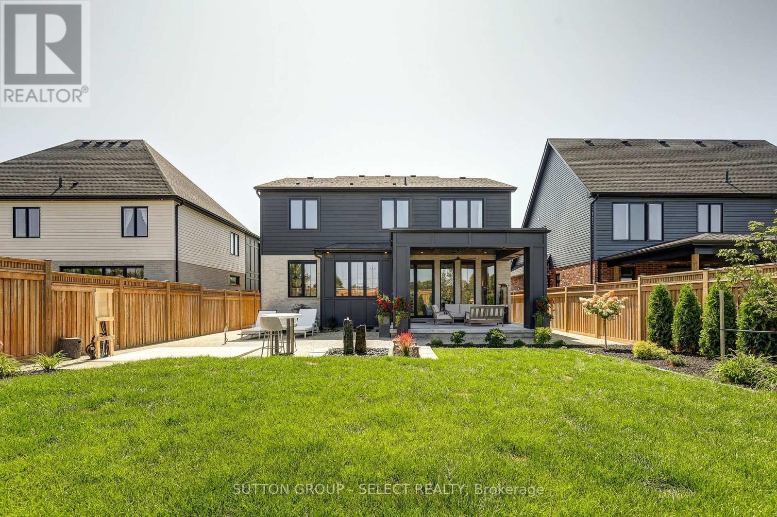 239 Foxborough Place, Thames Centre, Ontario  N0M 2P0 - Photo 45 - X13705790