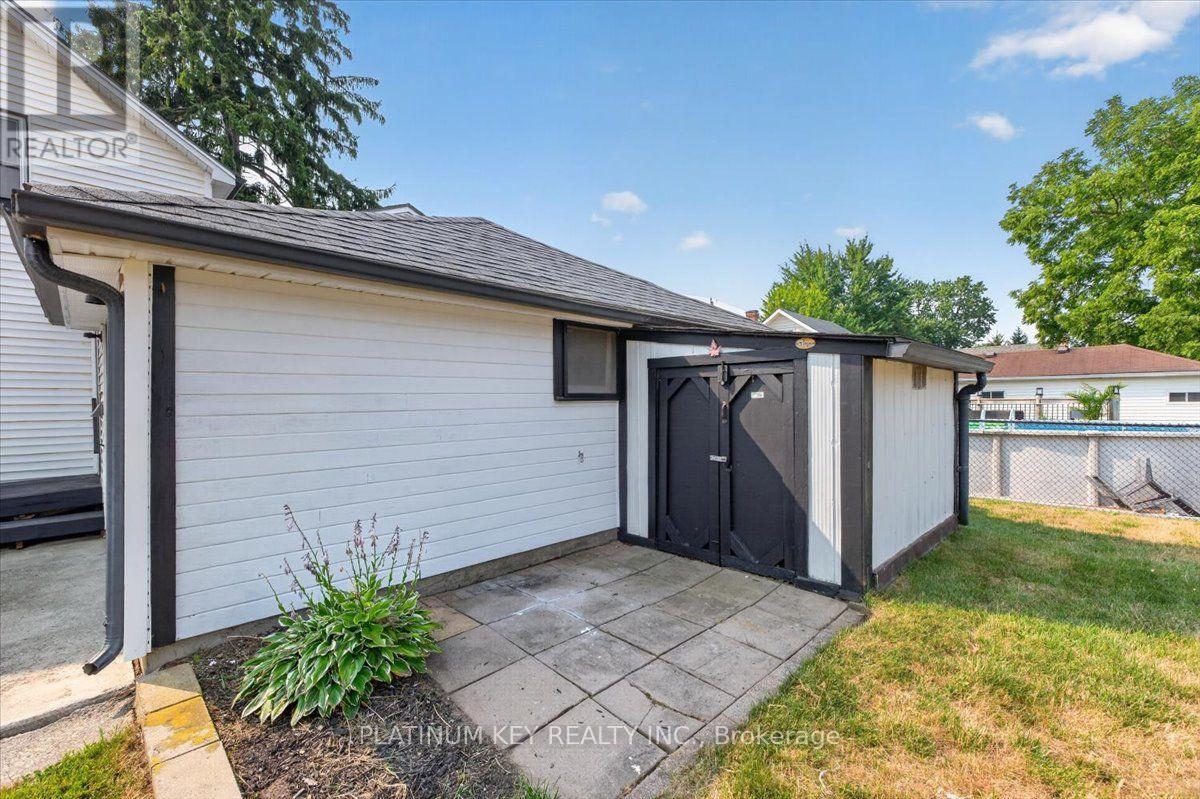 8624 Glendon Drive, Strathroy-Caradoc, Ontario  N0L 1W0 - Photo 28 - X13705794