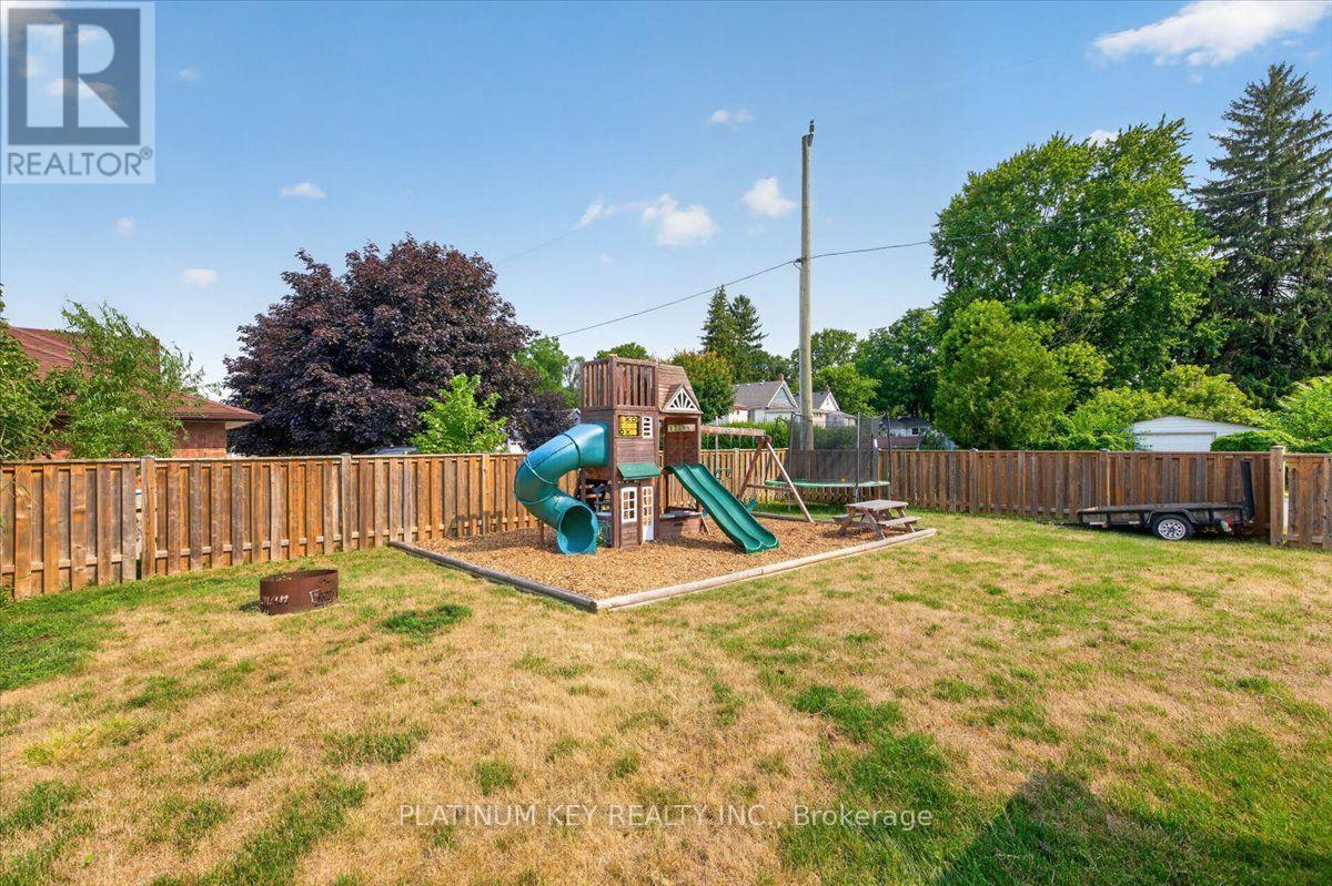 8624 Glendon Drive, Strathroy-Caradoc, Ontario  N0L 1W0 - Photo 29 - X13705794