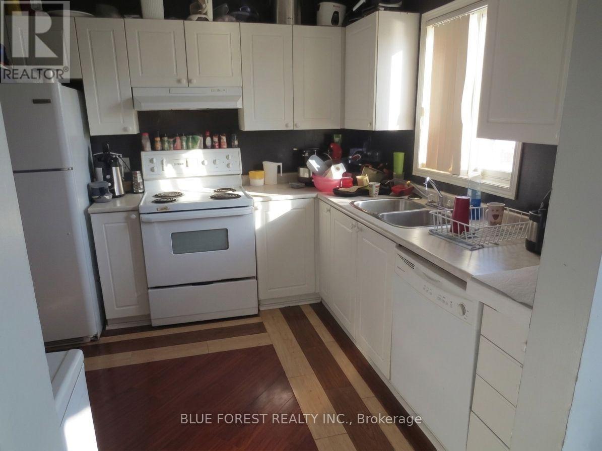 3 - 190 Fleming Drive, London East, Ontario  N5V 5B8 - Photo 3 - X13705844