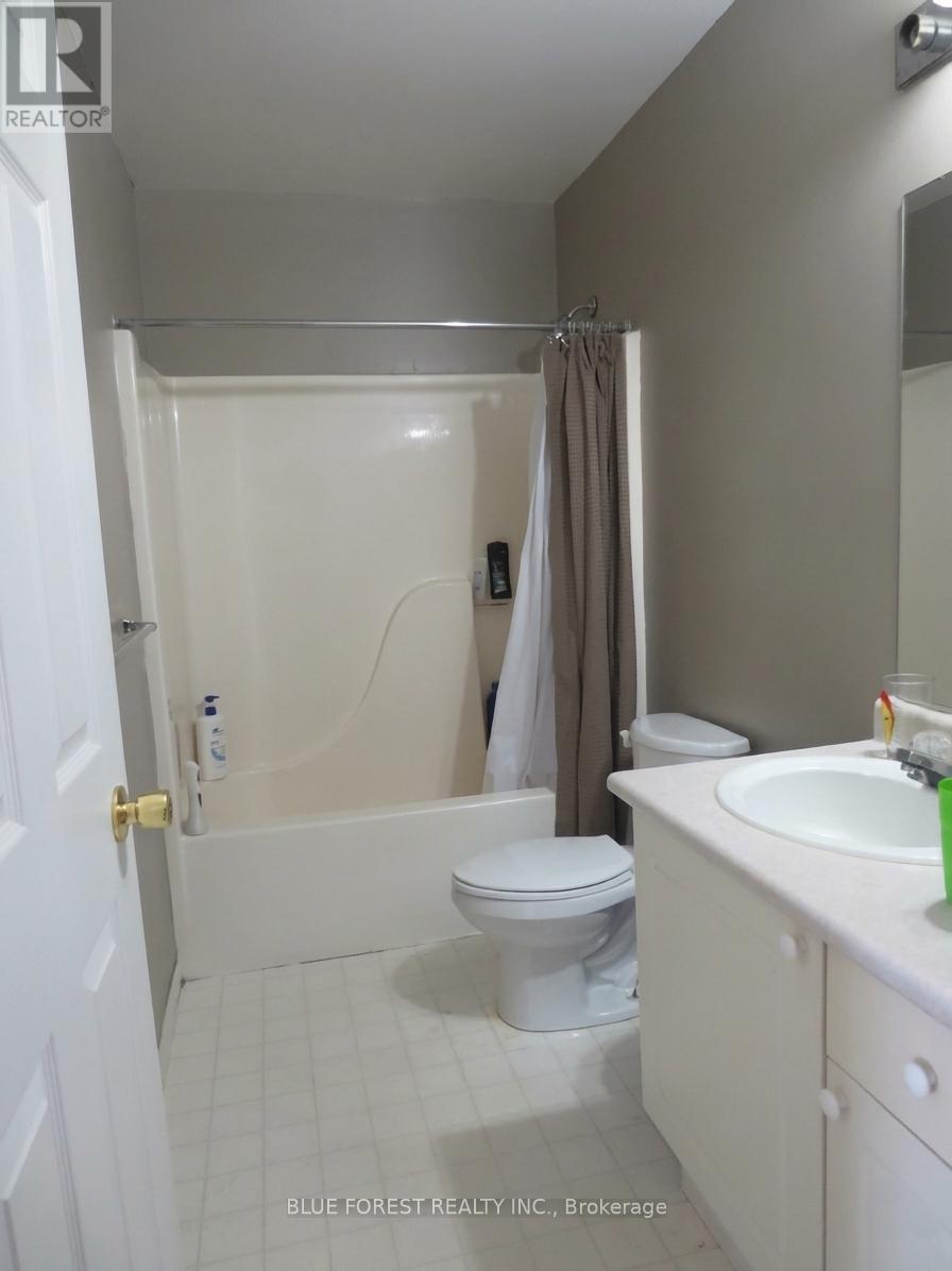 3 - 190 Fleming Drive, London East, Ontario  N5V 5B8 - Photo 9 - X13705844