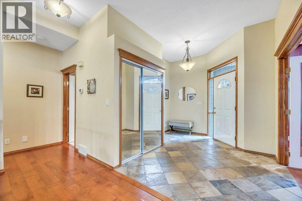 199 Lakeside Greens Court, Chestermere, Alberta  T1X 1C7 - Photo 5 - A2317851