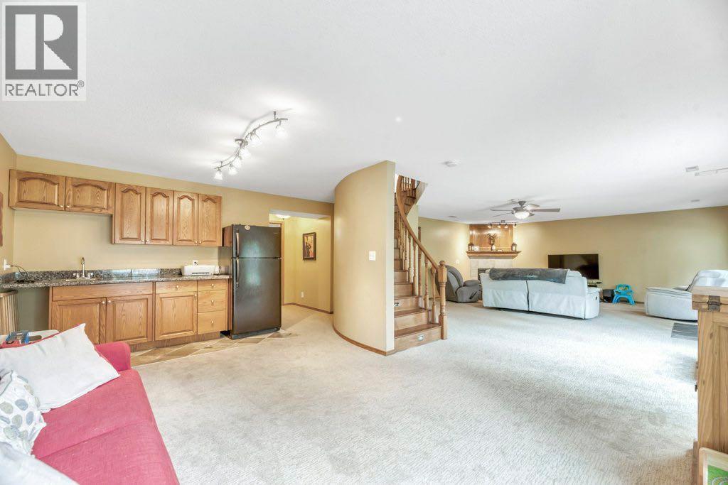 199 Lakeside Greens Court, Chestermere, Alberta  T1X 1C7 - Photo 32 - A2317851