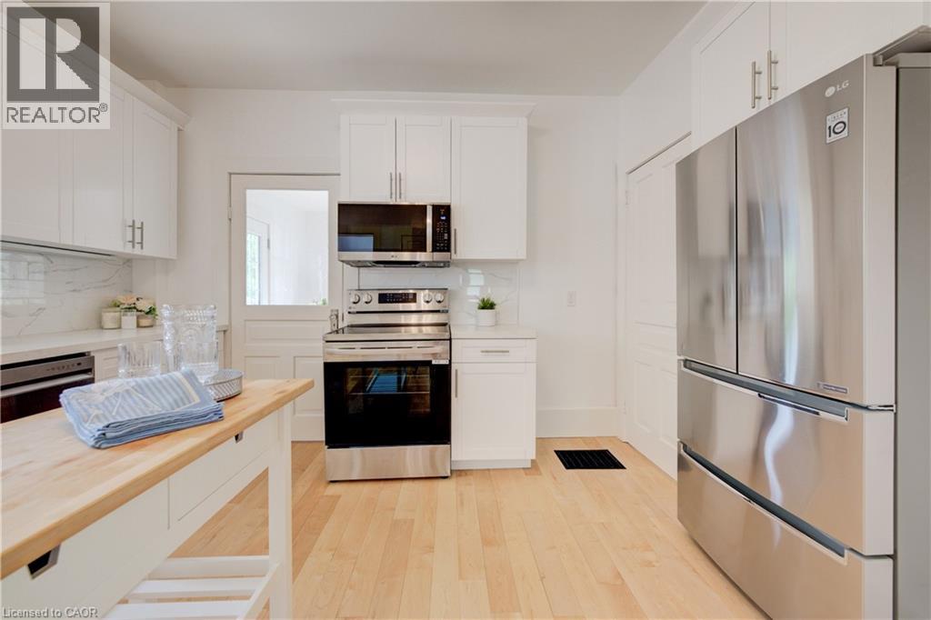 25 Central Street, Waterloo, Ontario N2L 3A5 - Photo 21 - 40844069