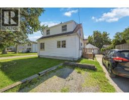 2012 Wayne AVENUE, Sarnia, Ontario