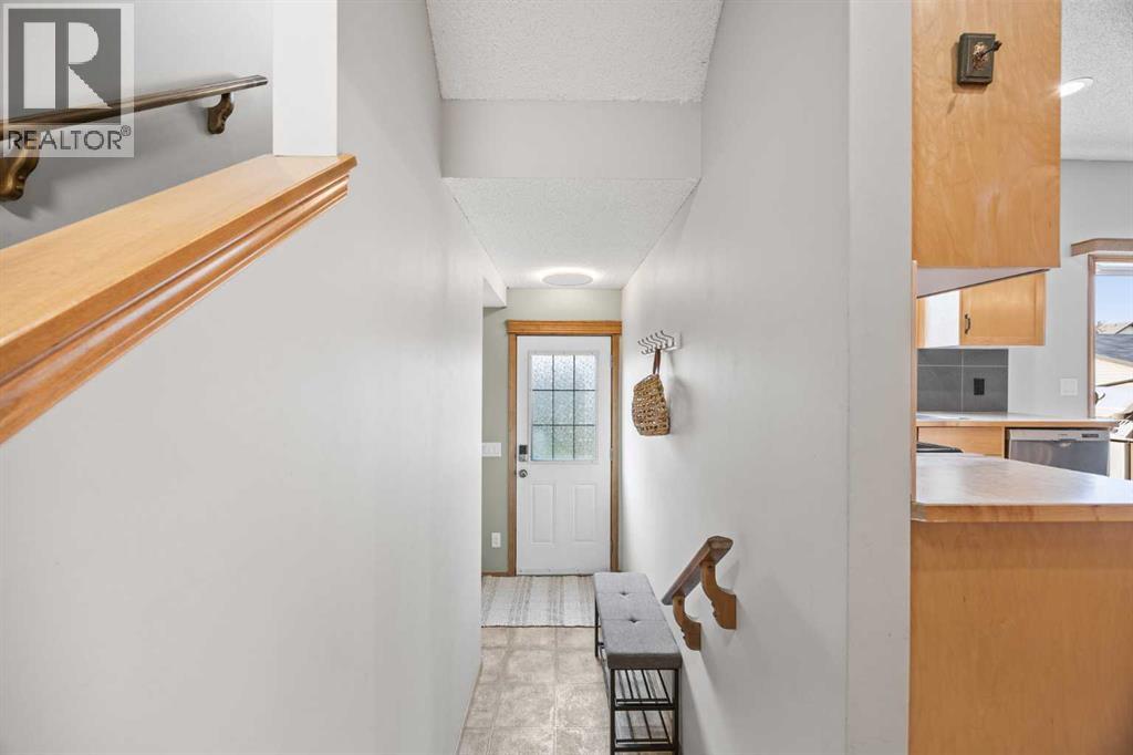 4446 Elgin Avenue SE, Calgary, Alberta  T2Z 4W1 - Photo 16 - A2339151