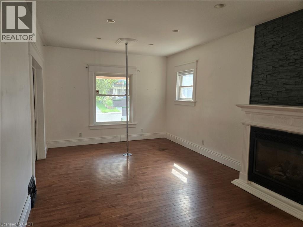 40 Lynnwood Avenue, Simcoe, Ontario  N3Y 2V6 - Photo 2 - 40857489