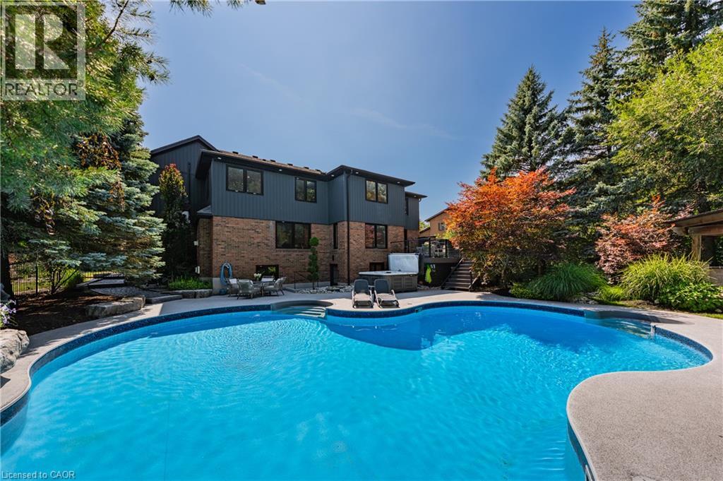 50 Roehampton Court, Kitchener, Ontario  N2A 3L1 - Photo 44 - 40857830