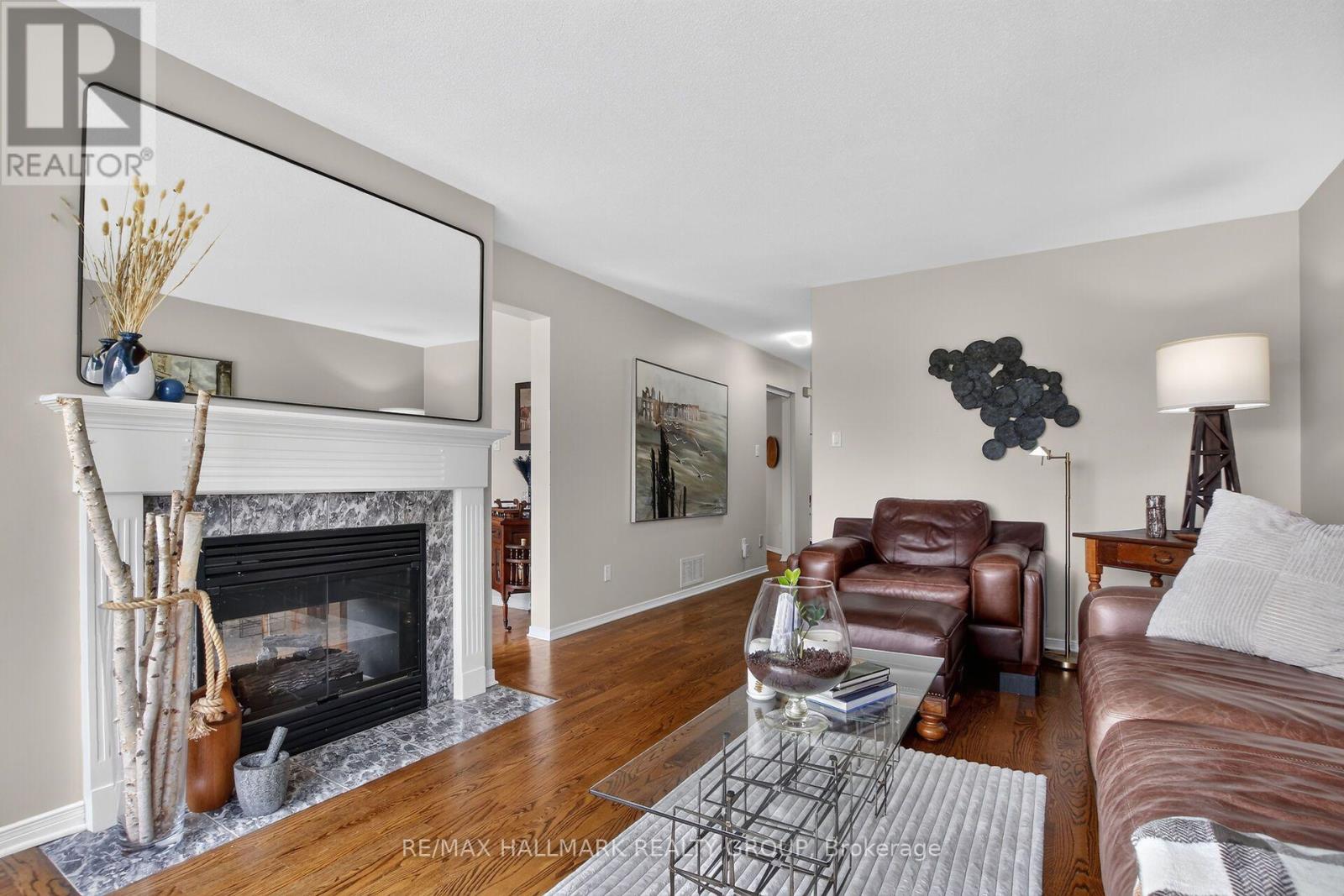 19 Windeyer Crescent, Ottawa, Ontario  K2K 2P6 - Photo 6 - X13705756