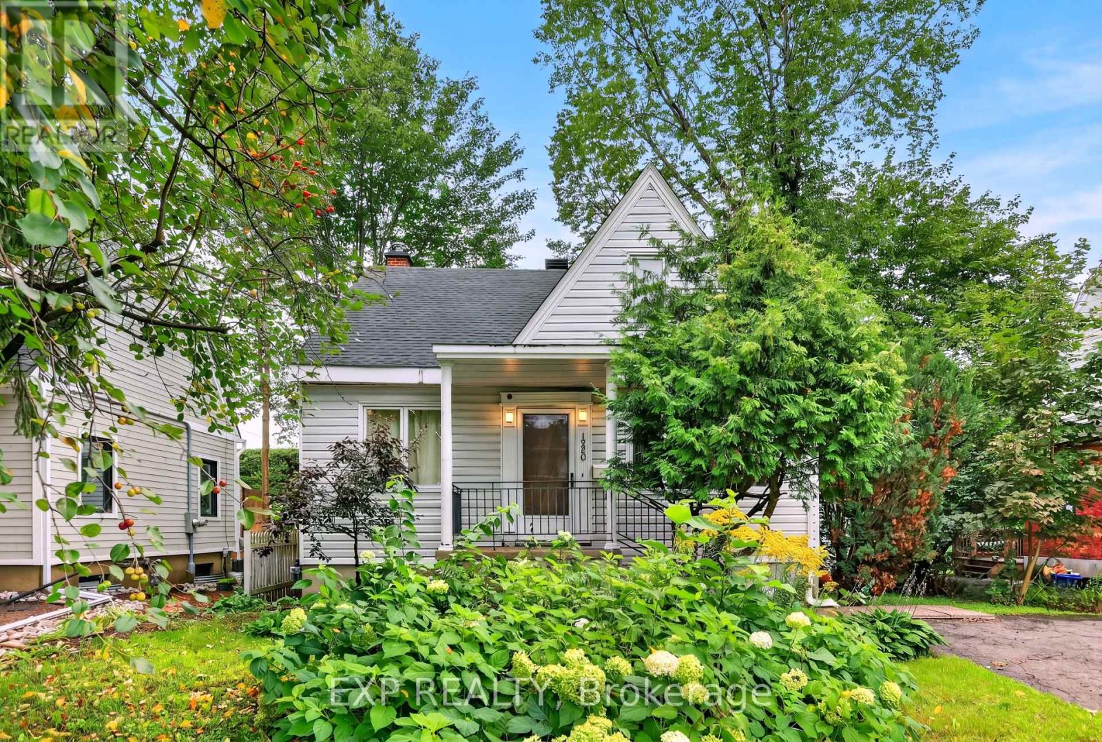 1220 Collins Avenue, Ottawa, Ontario  K1V 6E1 - Photo 3 - X13705760