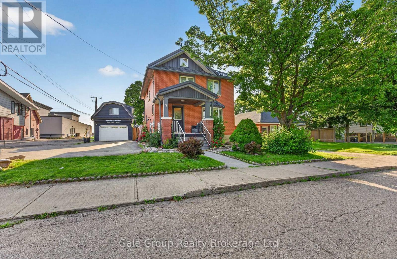 7 Fidler Avenue, Woodstock, Ontario  N4S 7J1 - Photo 2 - X13705700