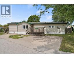 5 Oak COURT, McGregor, Ontario