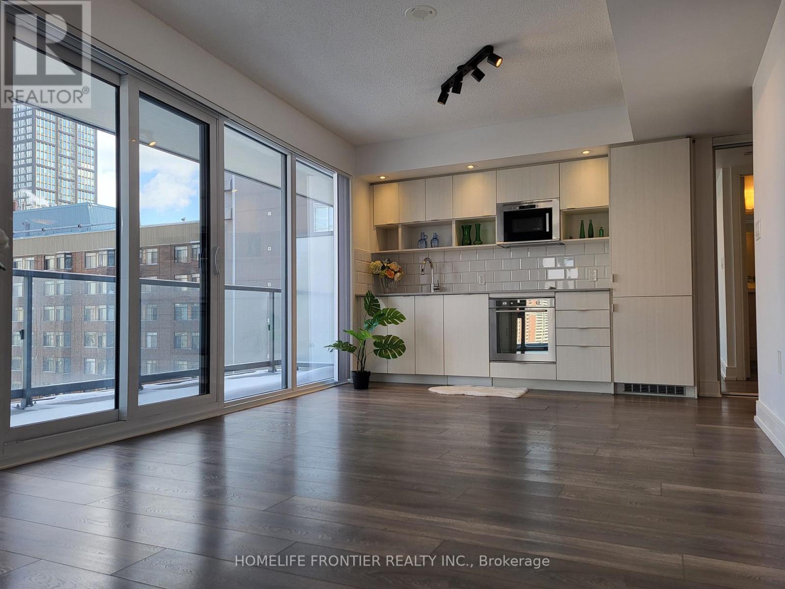 1705 - 89 Mcgill Street, Toronto, Ontario  M5B 0B1 - Photo 10 - C13705620