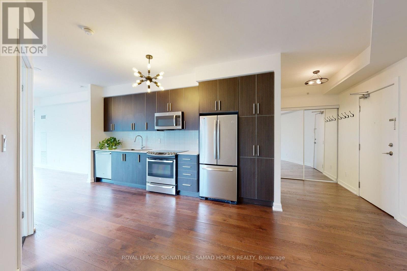1712 - 20 Bruyeres Mews, Toronto, Ontario  M5V 0G8 - Photo 7 - C13705716