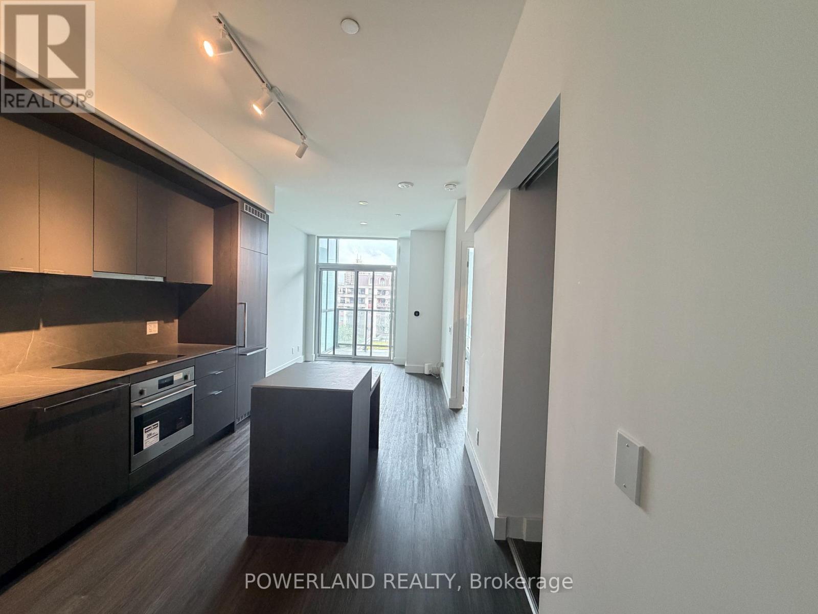 707 - 6 Greenbriar Road, Toronto, Ontario  M2K 0H6 - Photo 3 - C13705758