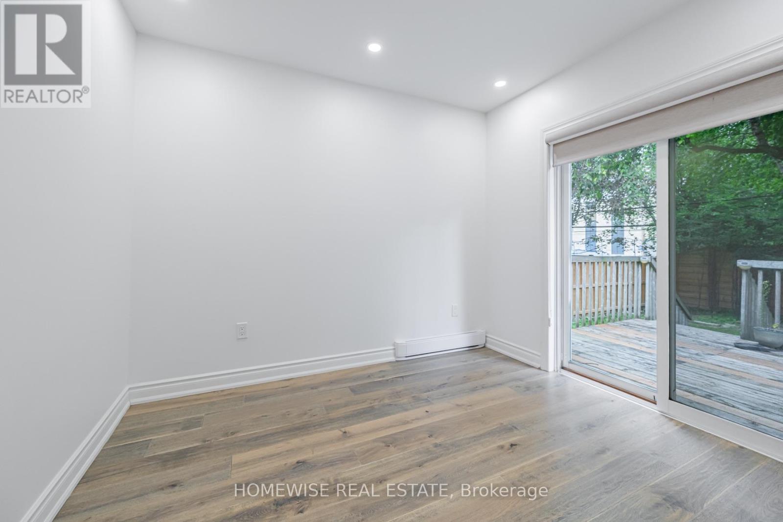 86 Fairleigh Crescent, Toronto, Ontario  M6C 3R9 - Photo 17 - C13705796