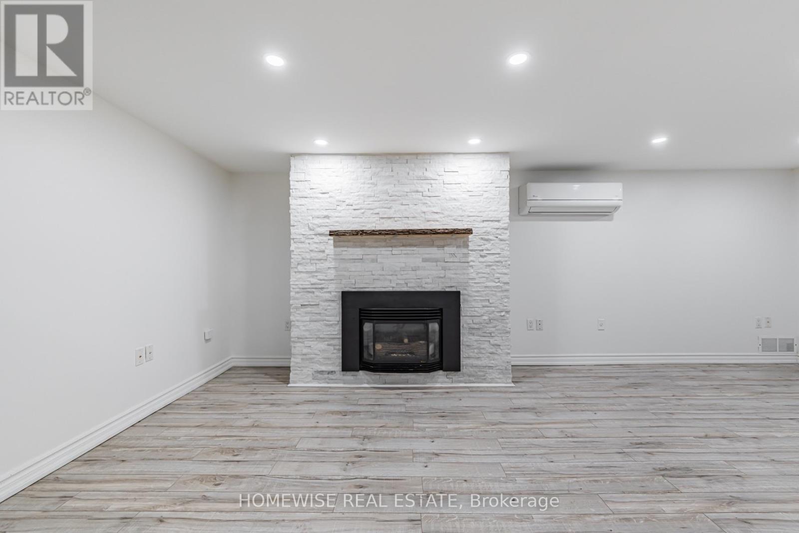 86 Fairleigh Crescent, Toronto, Ontario  M6C 3R9 - Photo 23 - C13705796