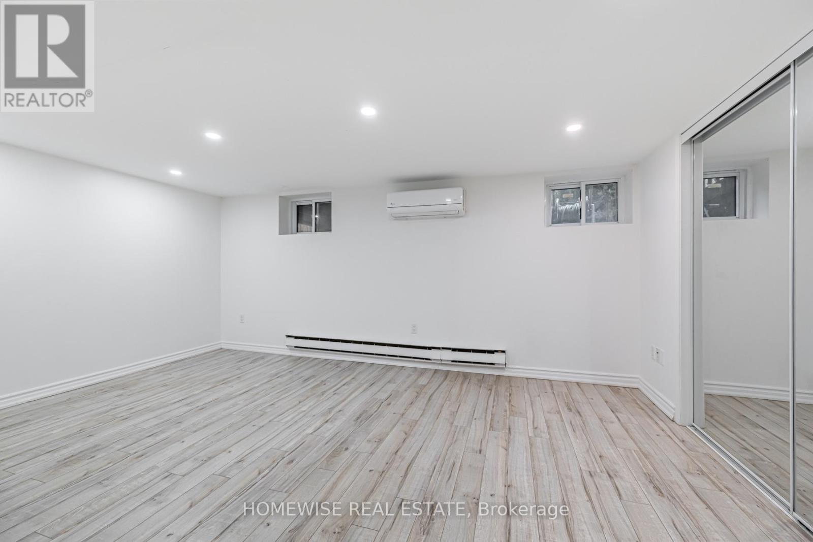 86 Fairleigh Crescent, Toronto, Ontario  M6C 3R9 - Photo 26 - C13705796