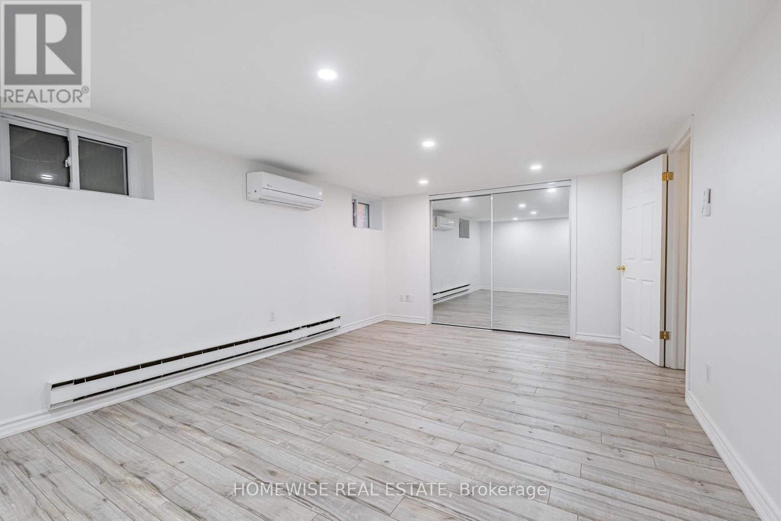 86 Fairleigh Crescent, Toronto, Ontario  M6C 3R9 - Photo 28 - C13705796