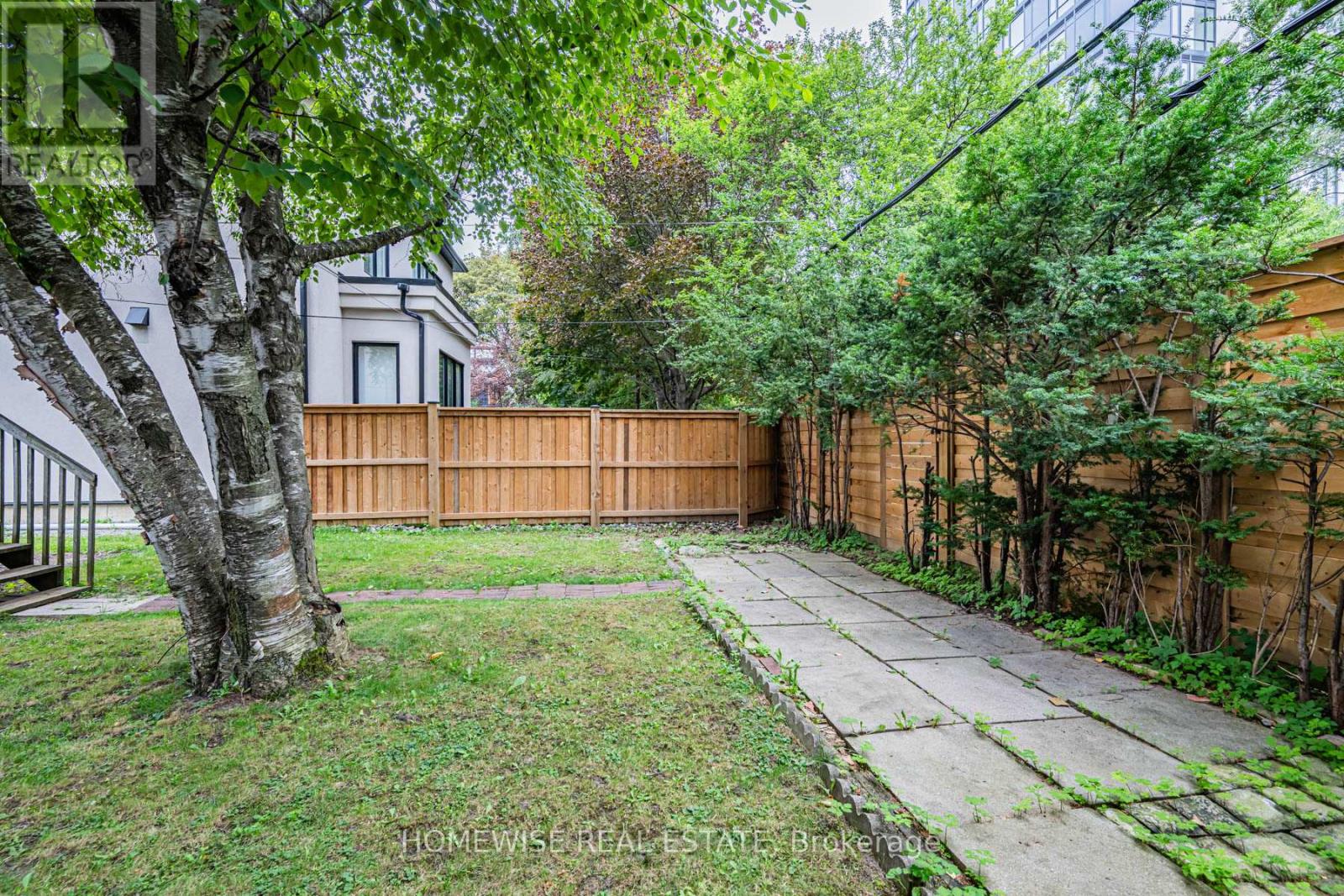 86 Fairleigh Crescent, Toronto, Ontario  M6C 3R9 - Photo 35 - C13705796