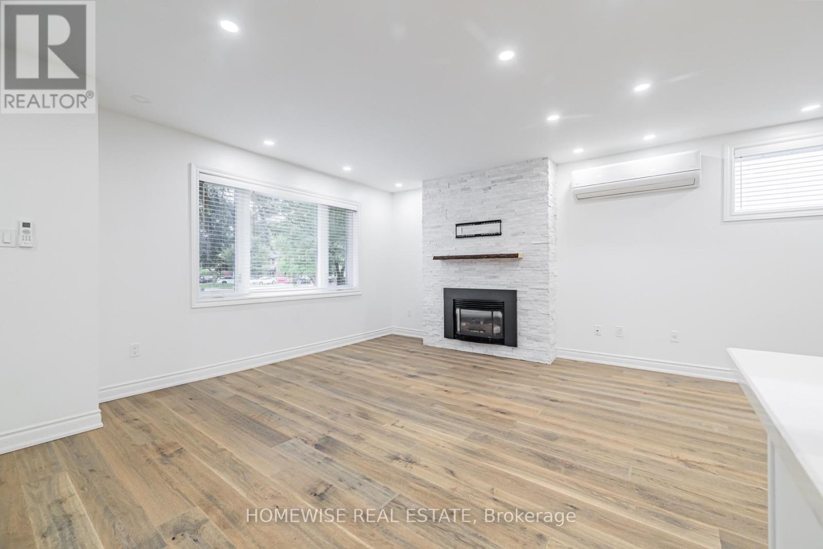 86 Fairleigh Crescent, Toronto, Ontario  M6C 3R9 - Photo 7 - C13705796
