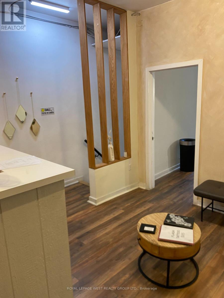 2nd Floor - 261 Queen Street W, Toronto, Ontario  M5V 1Z4 - Photo 7 - C13705812