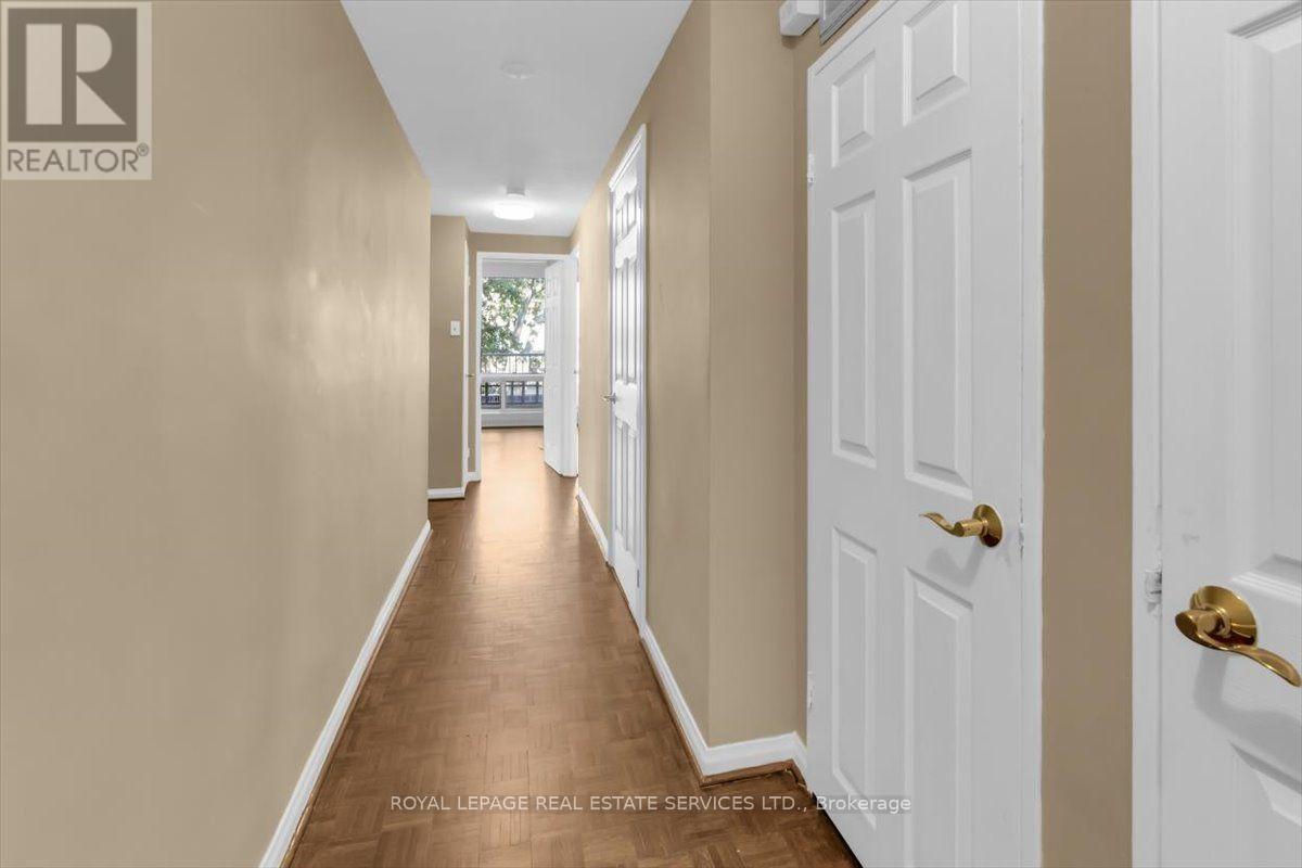 501 - 190 St George Street, Toronto, Ontario  M5R 2N4 - Photo 2 - C13705842