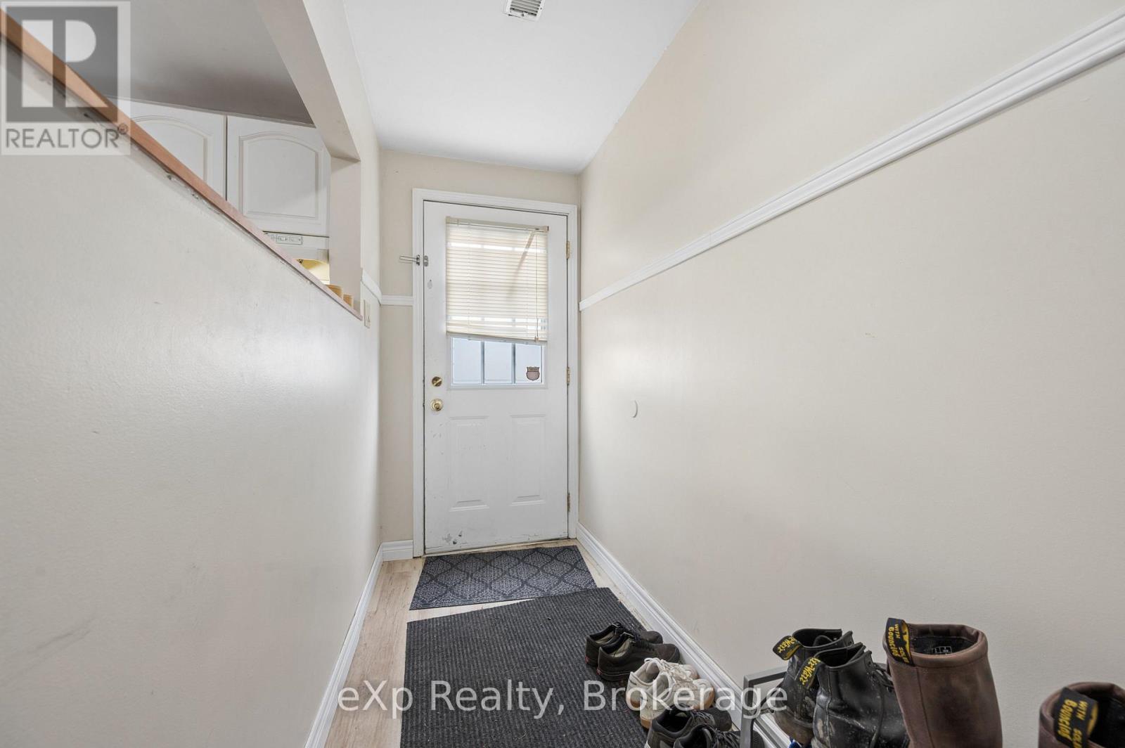 39 Keats Crescent, Guelph (Kortright West), Ontario  N1G 3B1 - Photo 24 - X13705738