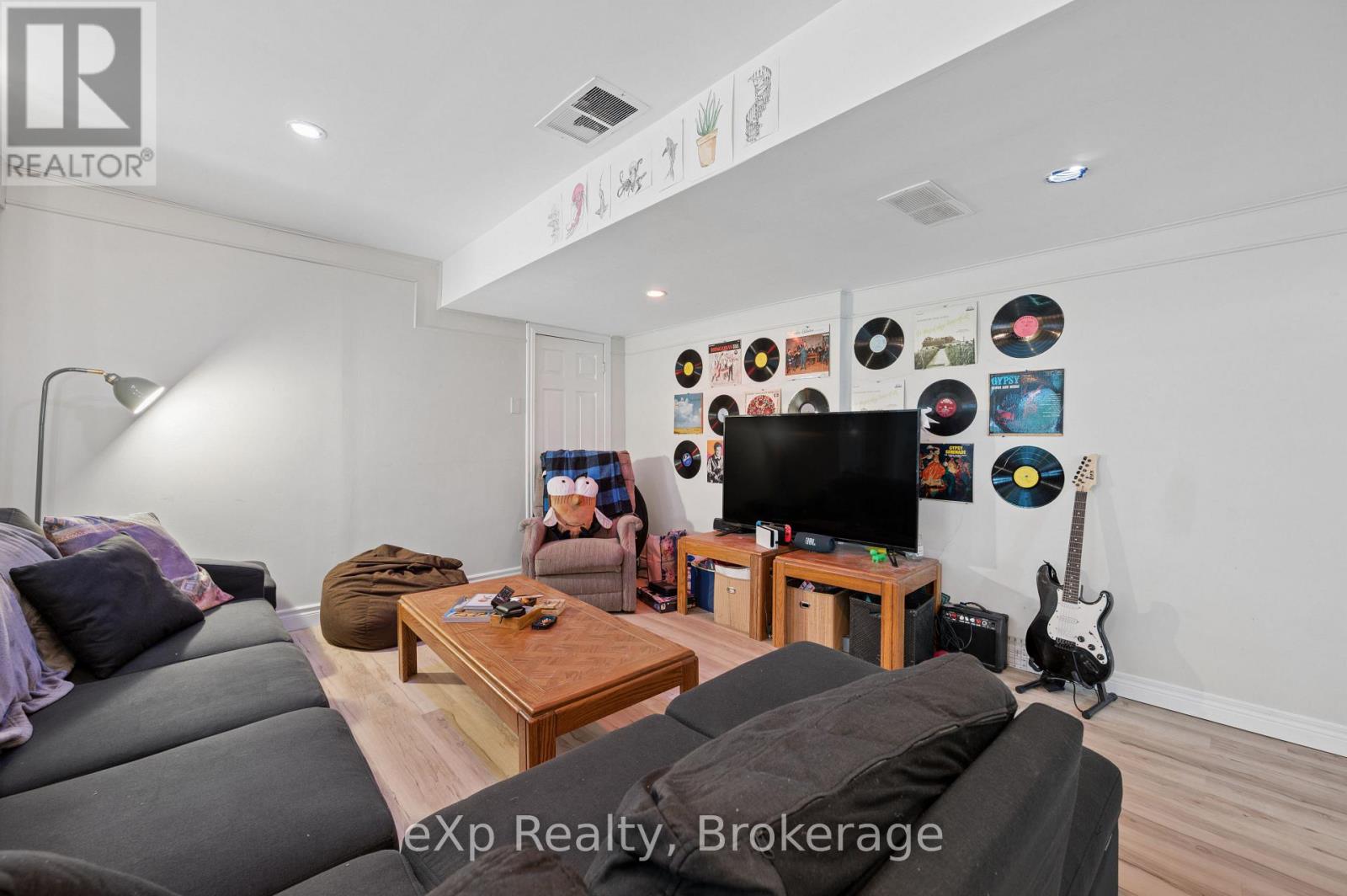 39 Keats Crescent, Guelph (Kortright West), Ontario  N1G 3B1 - Photo 27 - X13705738