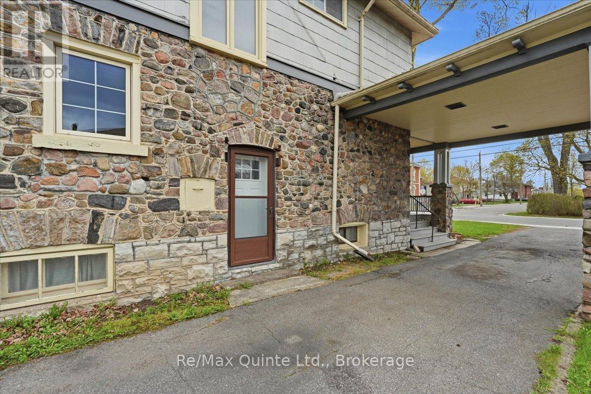 219 East Street, Greater Napanee, Ontario  K7R 1T2 - Photo 11 - X13705624