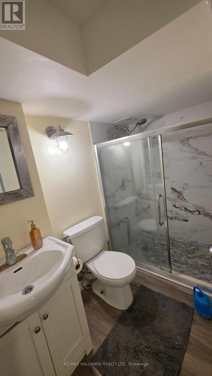 Room 2 - 888 Krosno Boulevard, Pickering, Ontario  L1W 1H4 - Photo 12 - E13705614