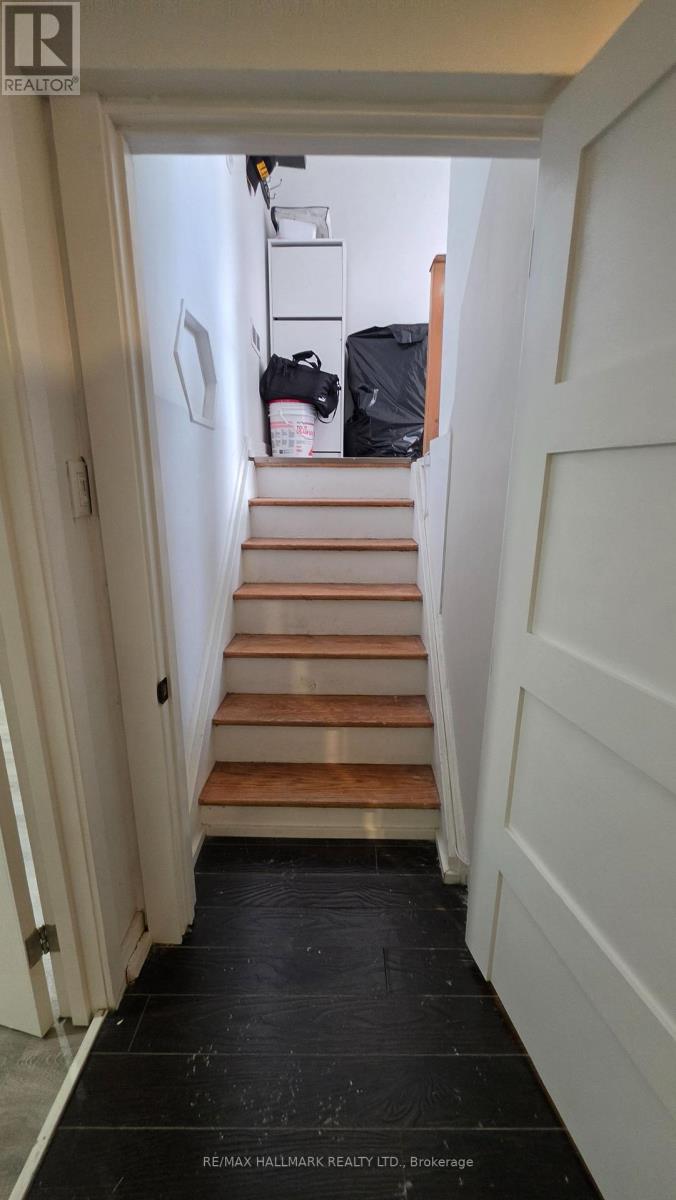 Room 2 - 888 Krosno Boulevard, Pickering, Ontario  L1W 1H4 - Photo 5 - E13705614