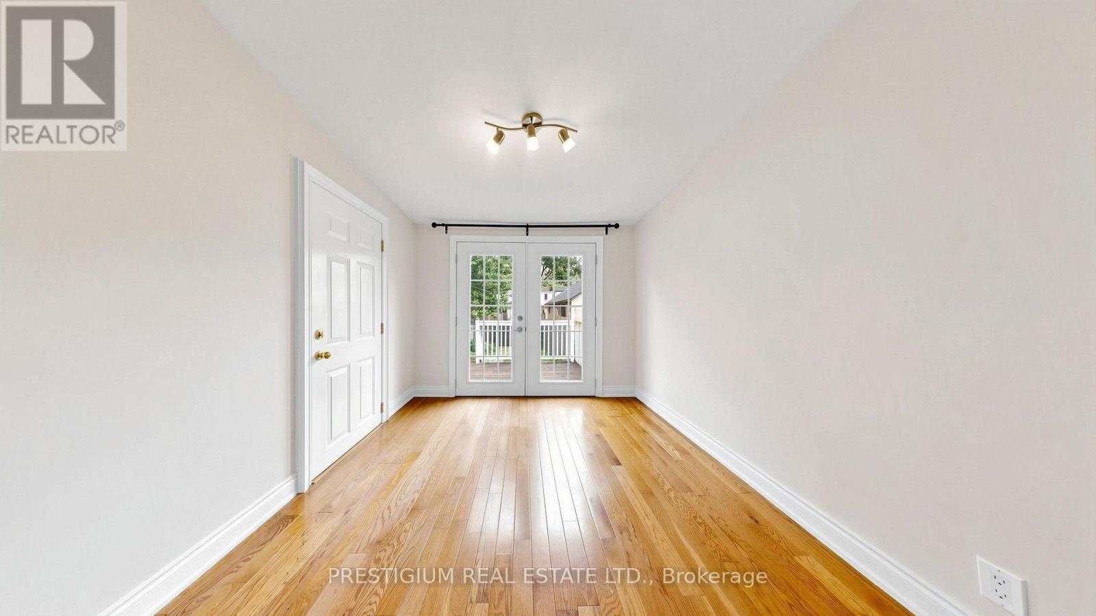 65 Eldon Avenue, Toronto, Ontario  M4C 5G2 - Photo 15 - E13705710
