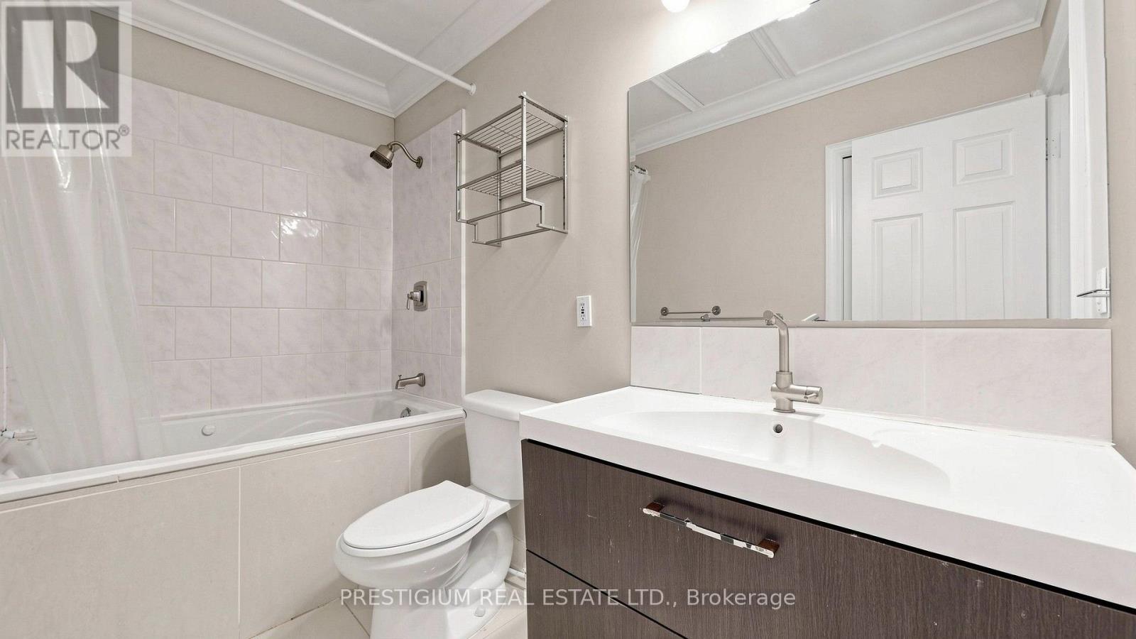 65 Eldon Avenue, Toronto, Ontario  M4C 5G2 - Photo 16 - E13705710